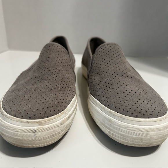 Keds Women's Gray Slip Ons Loafers Size 8.5 - Picture 2 of 6